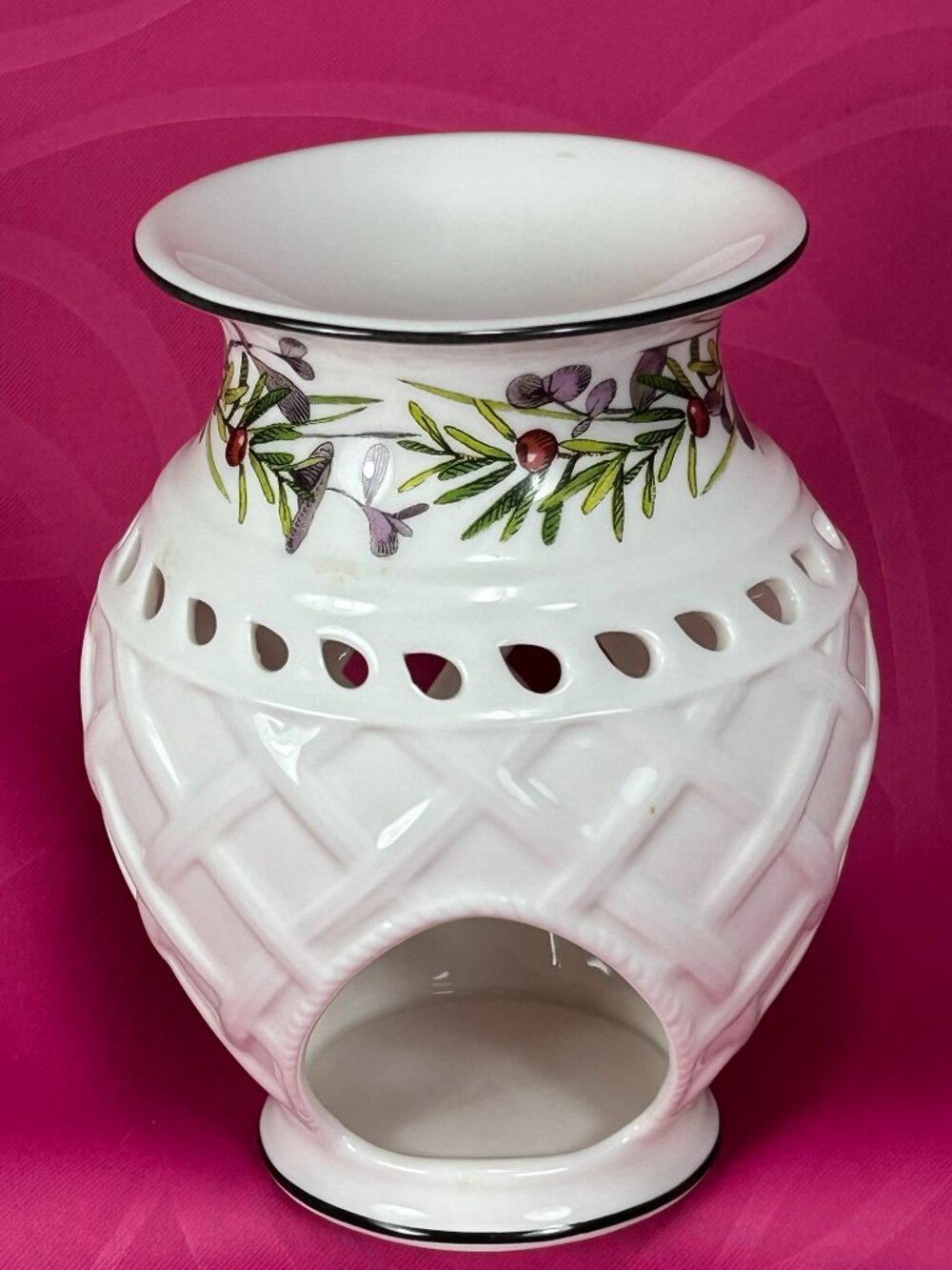 Lenox Etchings Collection fragrance warmer by Catherine McClurg